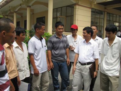 Dr. Kieu meets patients who have successfully quit drug addiction by CEDEMEX after 30 months of community integration in Thai Nguyen province